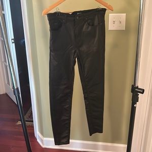 Stradivarius black leather pants lined front and back pocketed zip closer